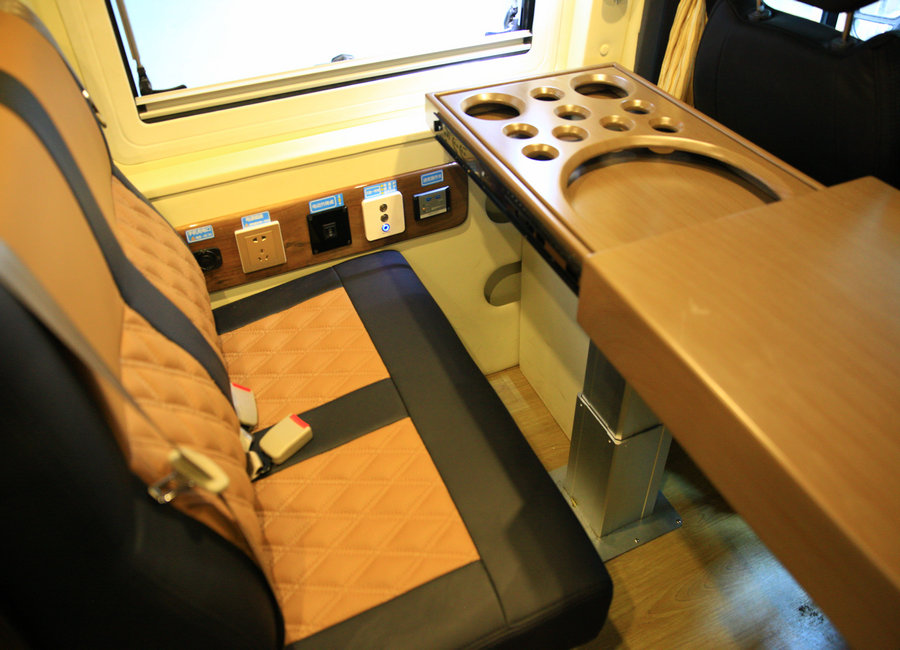 用实力赢得客户信赖,用实力赢得顾客的满意和信任