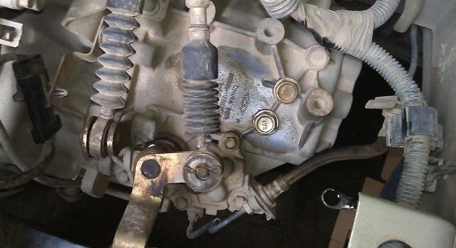 长安逸动手动换变速箱油视频教程,雪佛兰爱唯欧手动变速箱油怎么换