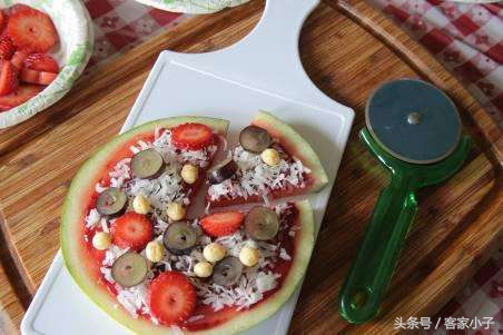 西瓜的创意吃法视频,西瓜新吃法看着就过瘾忍不住想吃