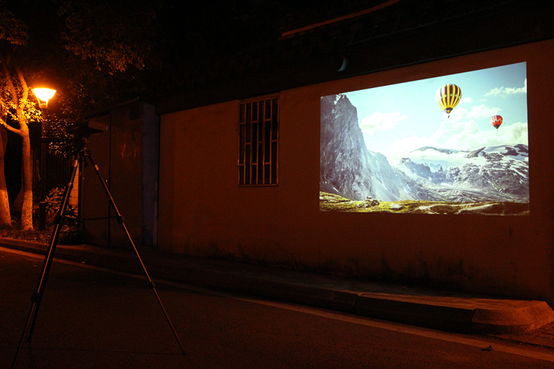 坚果睿途r8投影仪怎么用,坚果投影仪睿途r8死机