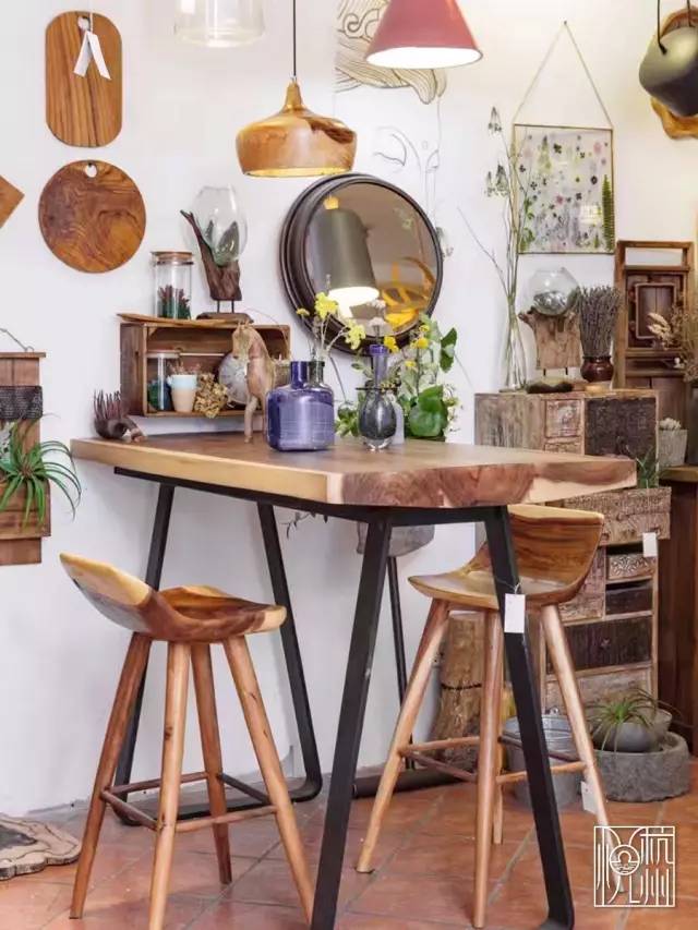 杭州老东站有家深藏不露的灯具店,堪称一本流动的生活美学指南