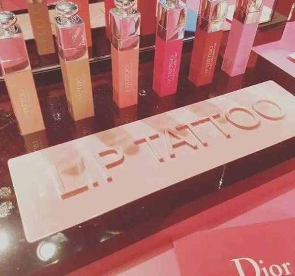 欢乐颂2五美霸气出场,欢乐颂口红色号