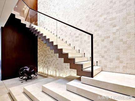 别墅建旋转楼梯好还是普通楼梯好,别墅旋转楼梯接直楼梯