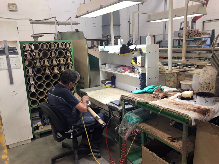 极速快报：弘力乐器2017加拿大Godin吉他工厂参观第一天