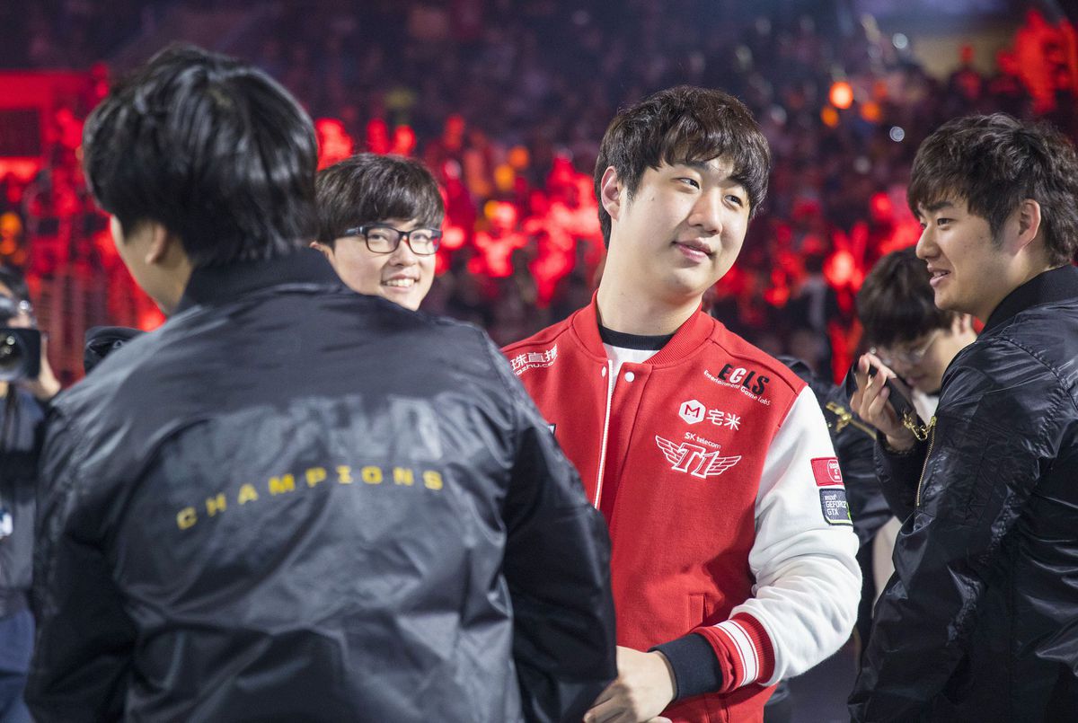 《英雄联盟》S6冠军皮肤公布Faker的皮肤比约里克还多