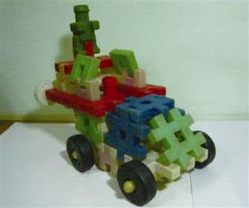 2万的一套的玩具，平民家庭玩不起，还是去技校锻炼动手能力吧