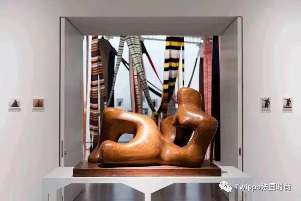 给男人穿蕾丝,被女人各种撩,这个最高颜值设计师有点污