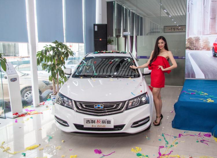 第四代帝豪和艾瑞泽5plus怎么选,自动挡帝豪和手动挡帝豪哪个耐用