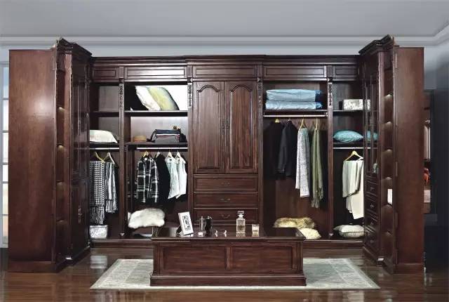 美到哭的衣帽间，女主人的最爱！