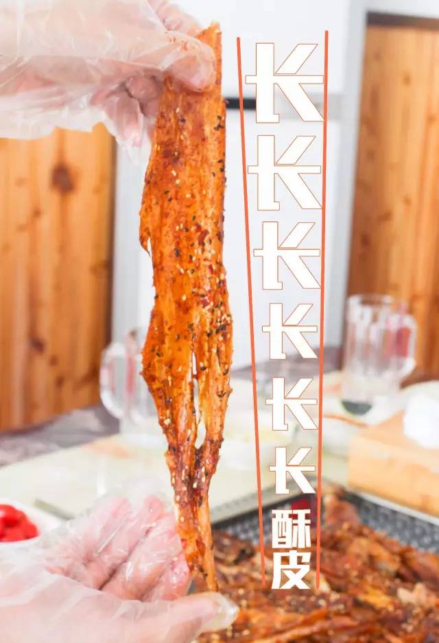 单手撕烤全羊,徒手吃烤全羊完整视频