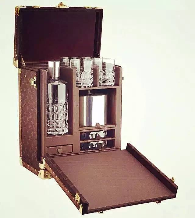 lv个性化定制包包,lv个性化定制服务