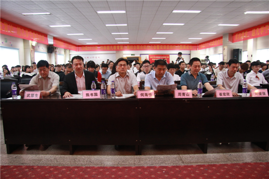 河南省财经学校超凡公司成功举办实训启动大会获校长点赞