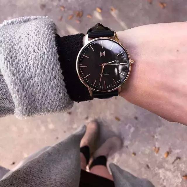 怎样用最少的钱穿出高级感,怎么用最少的钱装出高逼格