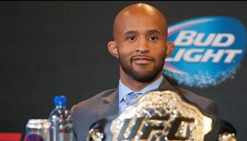 拳民神回复|大力鼠撕逼白大拿Glory现场大*动暴**