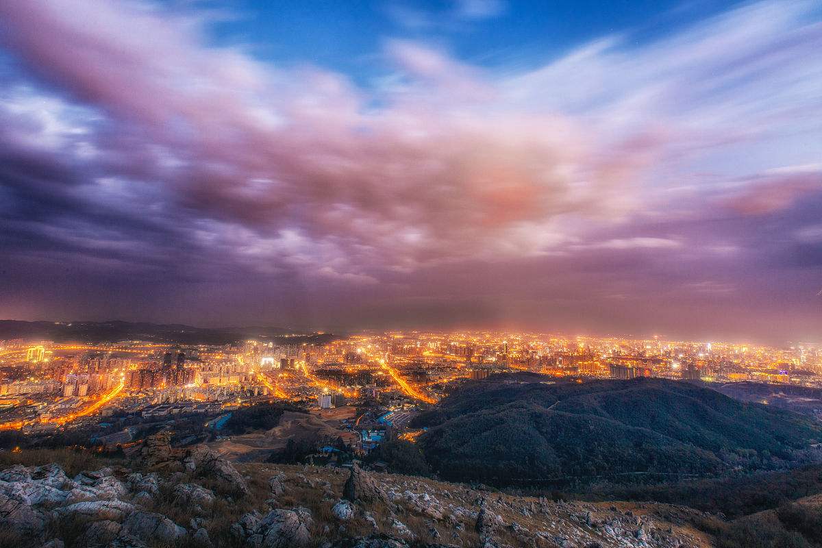 昆明长虫山游玩攻略路线,爬昆明长虫山夜景的攻略