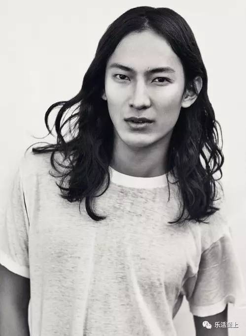 鏉ㄥ箓宸撮粠涓栧鏂板搧,宸撮粠涓栧鍗庝鸡澶╁ゴ鏉ㄥ箓