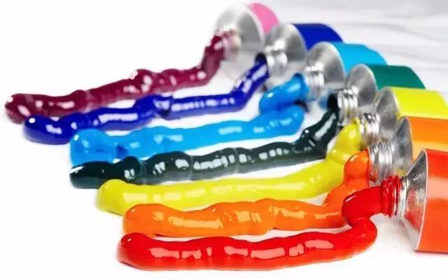 为了这些奇葩的颜料,人类付出了最惨痛的代价