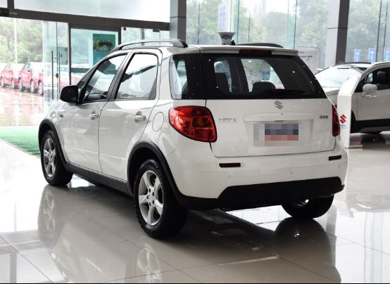 铃木这车现在能买吗,铃木顶配雨燕无钥匙