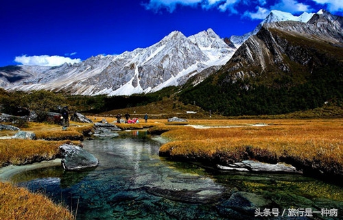 成都到稻城亚丁自驾游拼车价格表,成都到稻城亚丁自驾游攻略