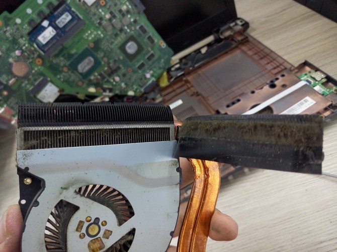 华硕笔记本k450拆机清灰教程,华硕笔记本k550j怎么换硬盘