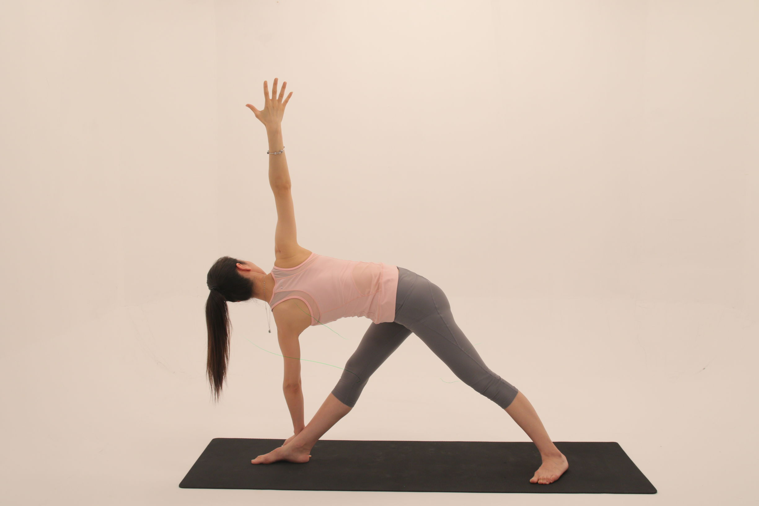 脸上长痘?不同部位有不同的破解法,看看你是哪种?