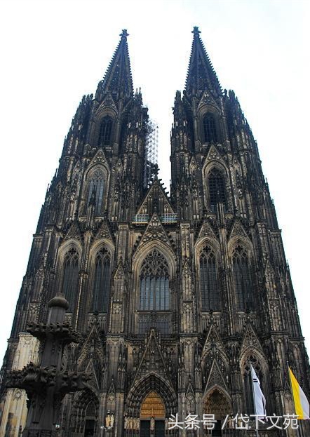 德国科隆大教堂和西班牙教堂,震撼人心的科隆大教堂