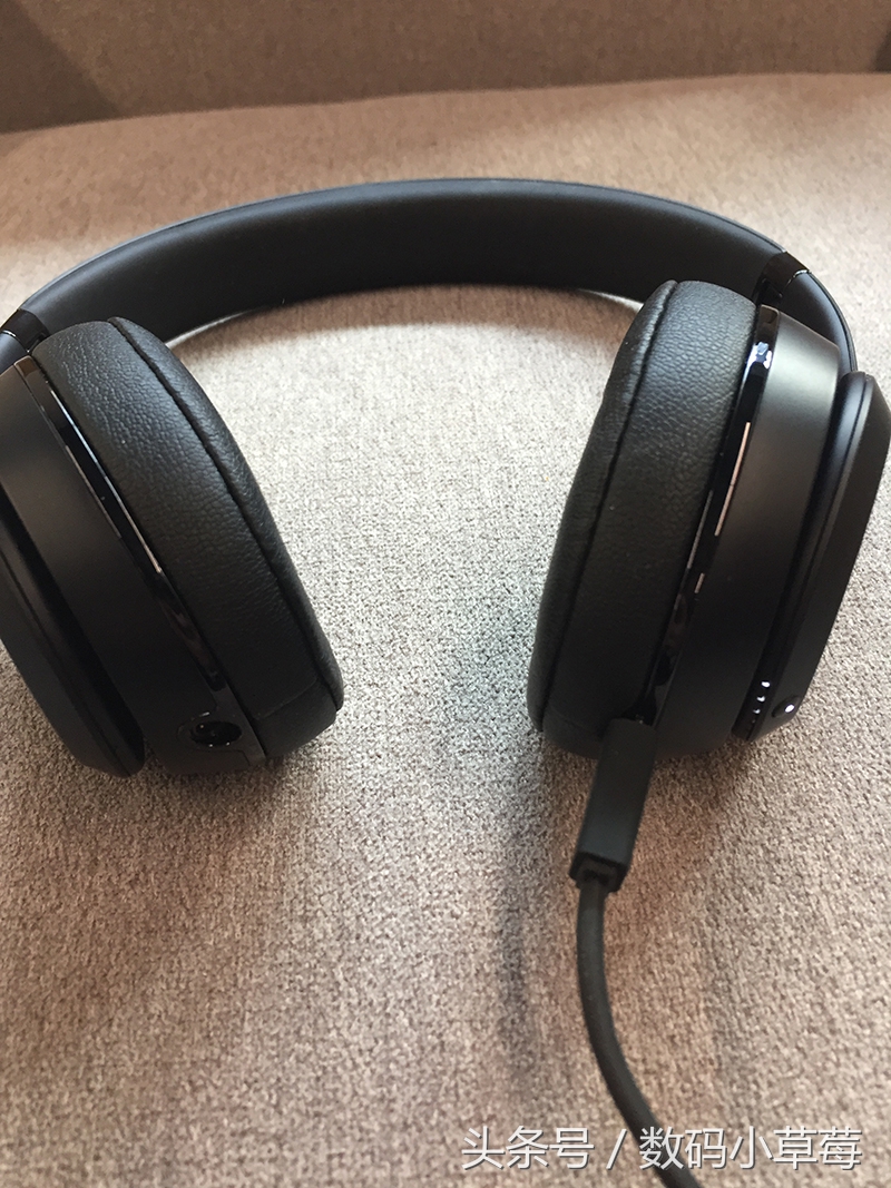 beatssolo3闪金色,五分钟闪充