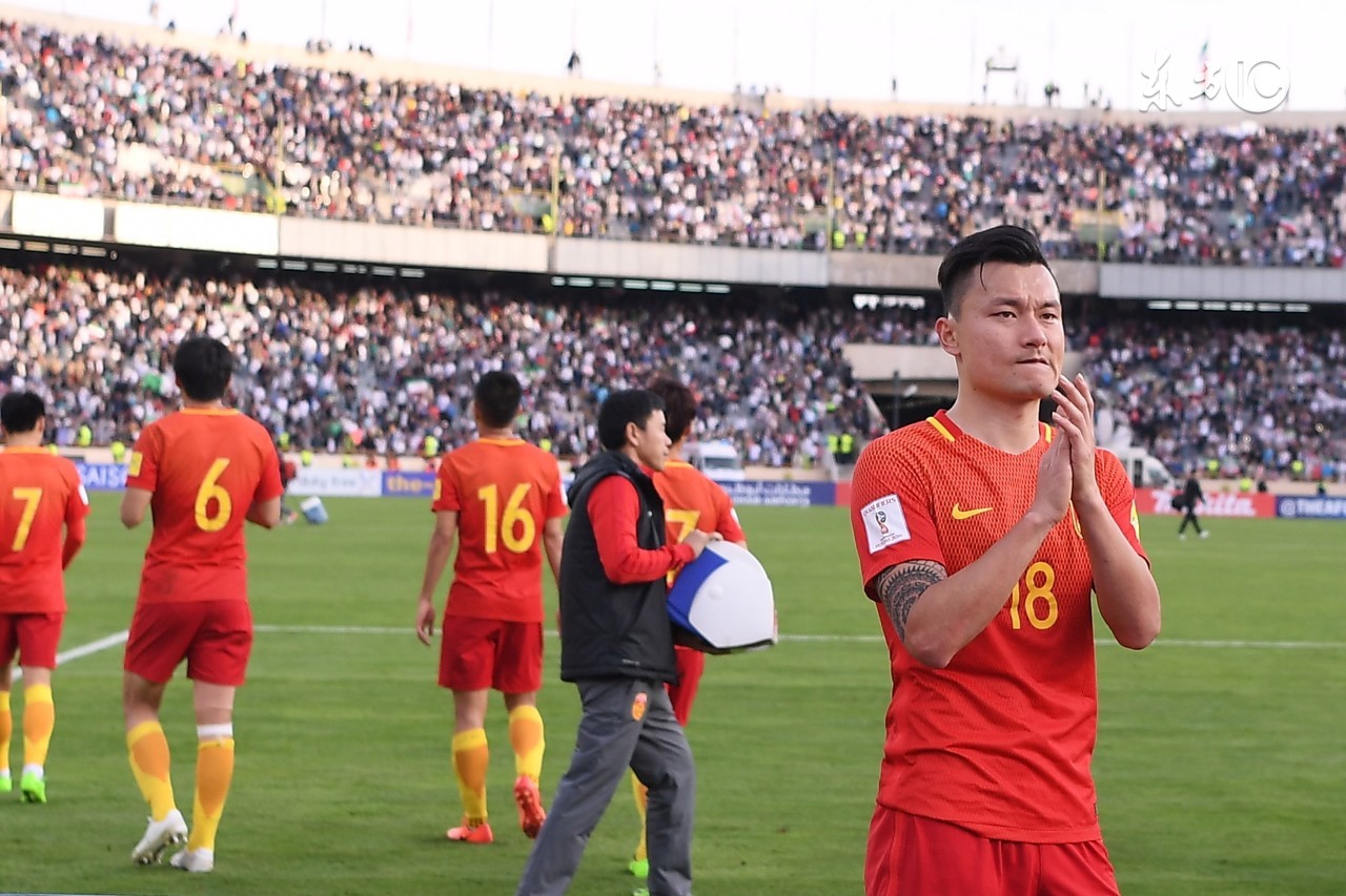 国足输球不可怕输掉态度让人揪心,国足失利战术分析