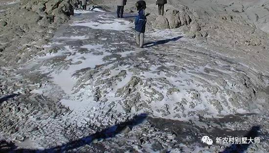 农村盖房地基浅怎么补救,农村建房地基是平的怎么处理