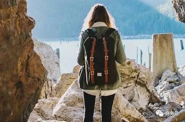 大牌双肩包品牌大全,大牌包包入门推荐3000左右双肩包