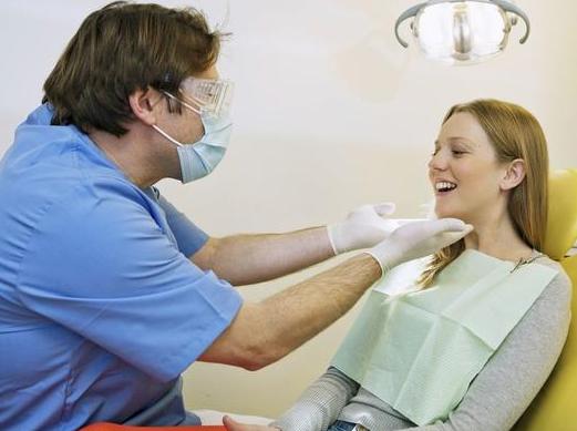 如何选择一个靠谱牙医,如何选择靠谱牙医