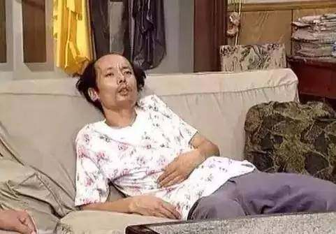 头发油睡觉流口水怎么回事,头发油口干睡眠不好