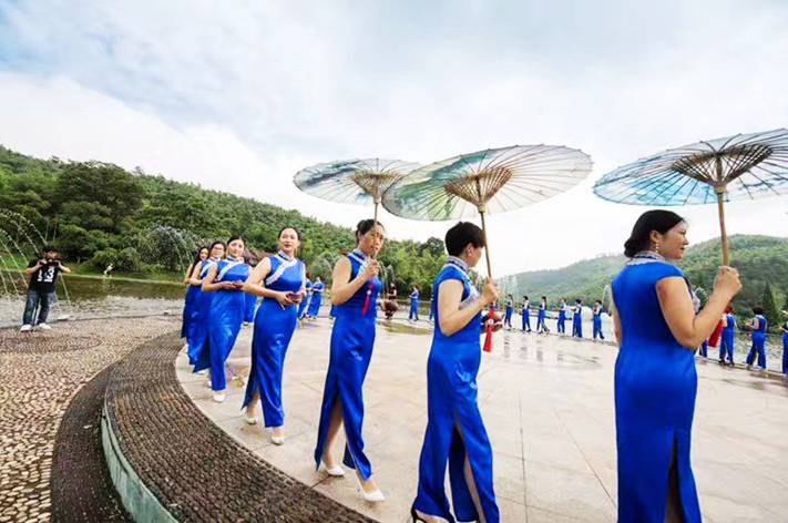 当旗袍、紫砂壶遇上宜兴竹海，分分钟美醉！