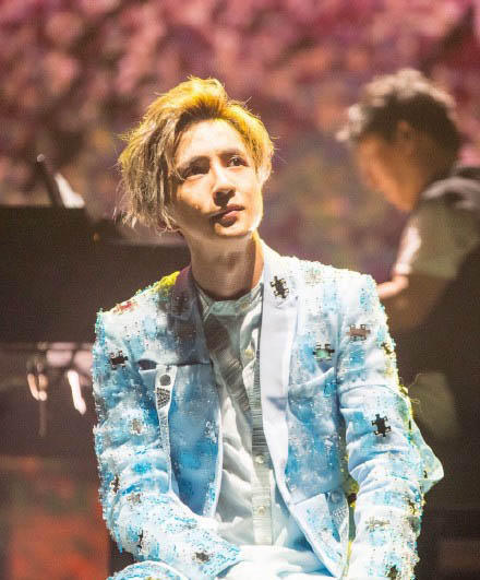 薛之谦为什么跟前妻离婚,薛之谦离婚首谈与前妻复合