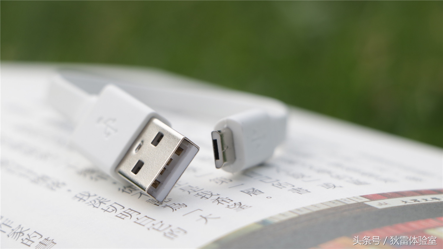 蓝牙耳机一直亮着蓝色是为什么,蓝牙耳机建议买哪一种款式