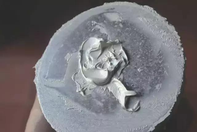 为了这些奇葩的颜料,人类付出了最惨痛的代价