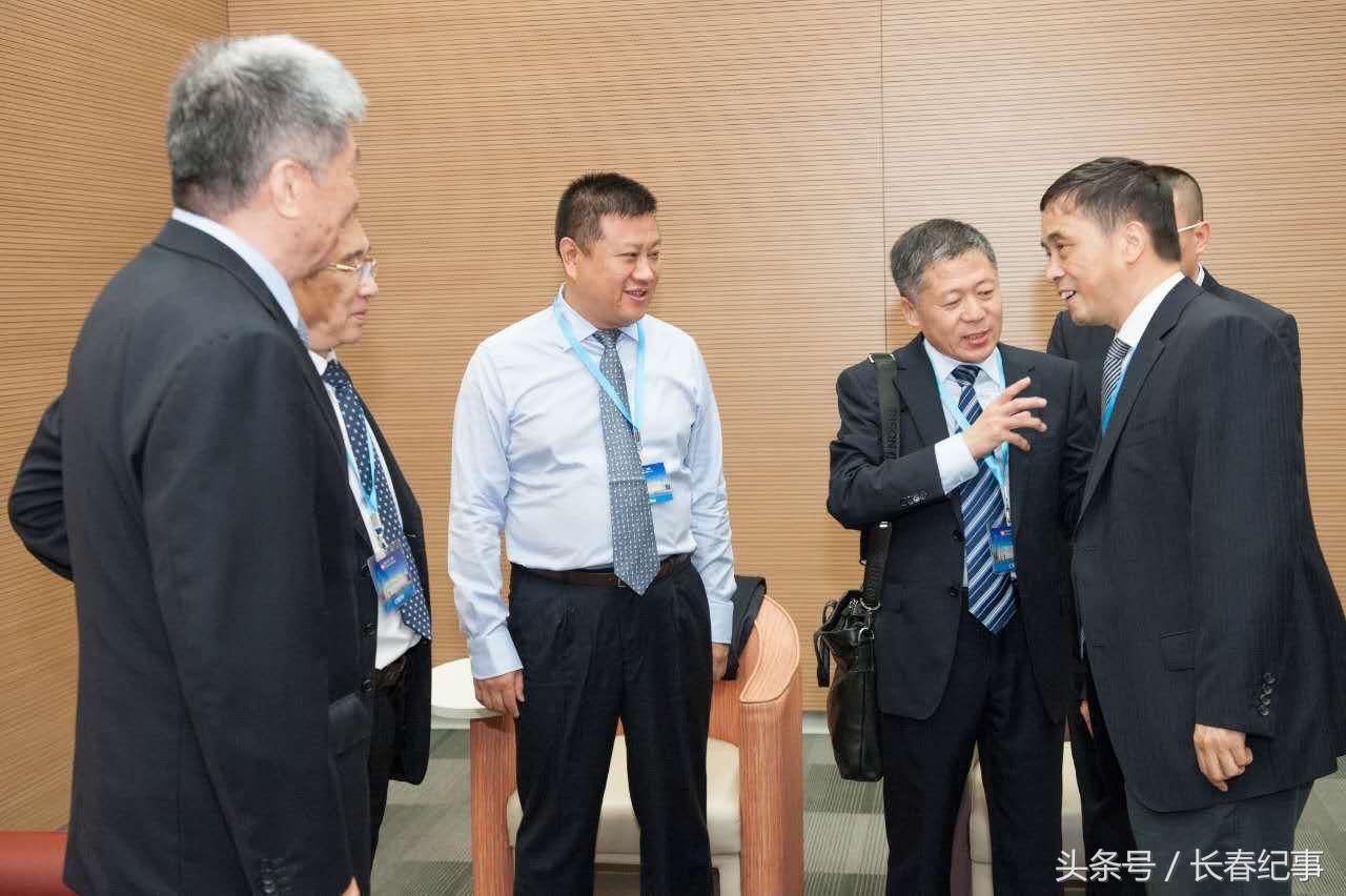 破解达芬奇密码的人是谁,破解秘密达芬奇