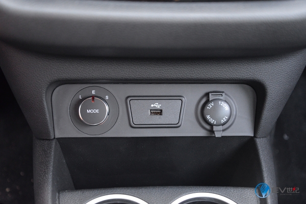 鏂拌兘婧愭睙娣甶ev6e璇曢┚瑙嗛,姹熸樊iev6e璇曢┚