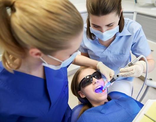 如何选择一个靠谱牙医,如何选择靠谱牙医