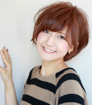 圆脸学生短发12-14岁齐耳短发,比男人还酷的短发