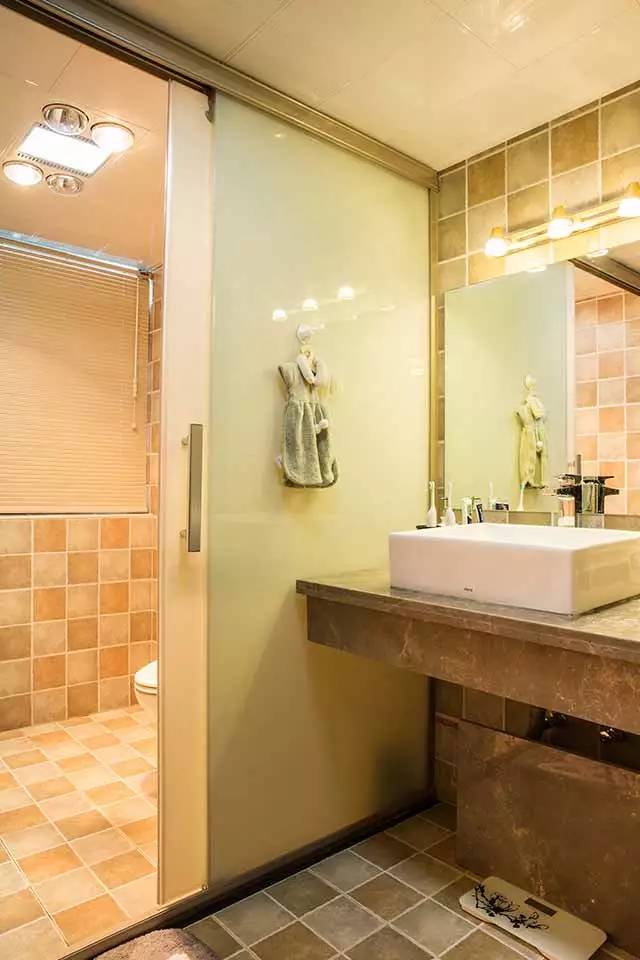 130㎡简约装修,没有鞋柜非要设计出个鞋柜,于是乎……