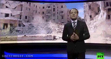 逗比搞笑:厂里刚来了一漂亮妹子,我和同事打赌谁先能让那妹子说喜欢你,输了请吃饭