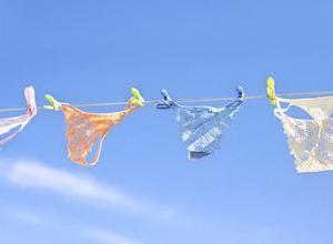 一到夏天下体就有异味可以洗么,清洁度三度有异味瘙痒怎么办