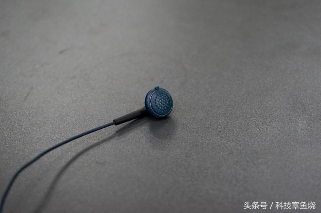 飞利浦骨传导耳机a8606测评,飞利浦蓝牙耳机shq6500