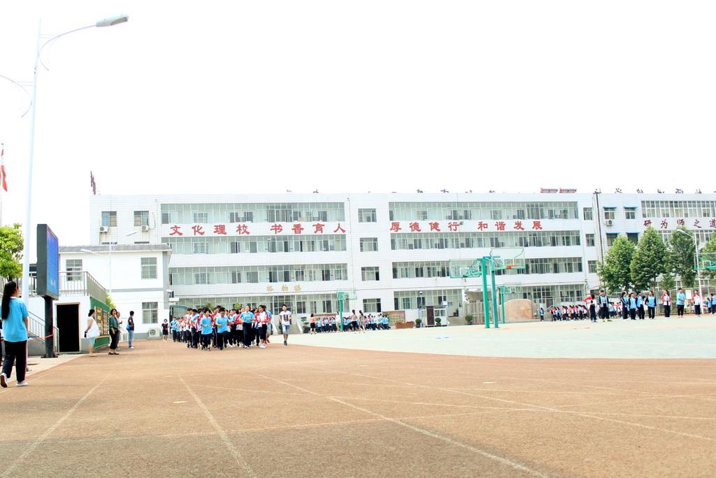 从小到大从弱到强的奋斗历程,从小到大从弱到强