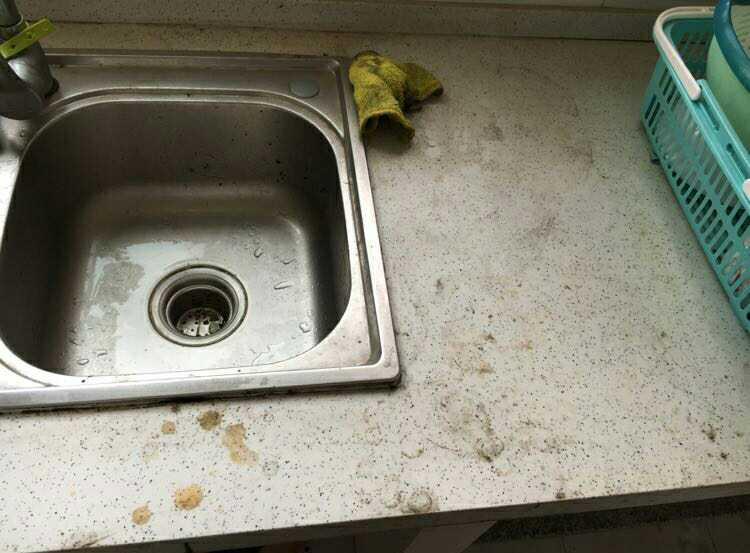 千万不要和女生合租太邋遢了,跟别人合租一间房子坏处