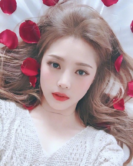 韩国pony美妆博主化妆视频,韩国彩妆达人pony资料