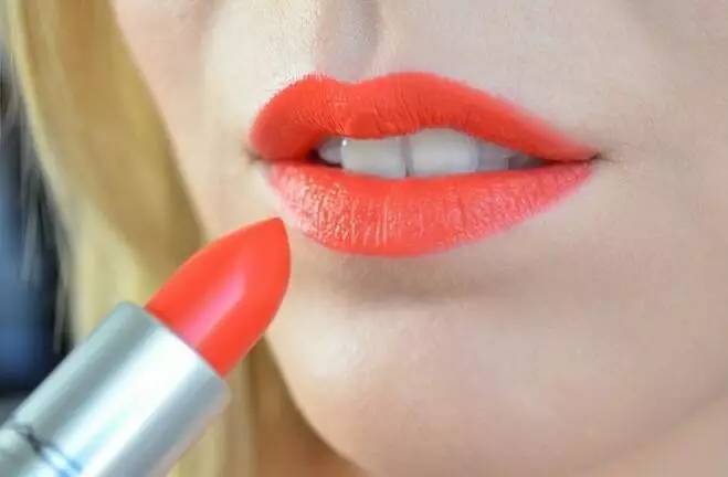 macchili口红试色黄皮,mac102口红黄皮素颜