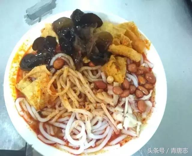 隔着门都能闻到异味,隔着老远能闻到一股恶臭