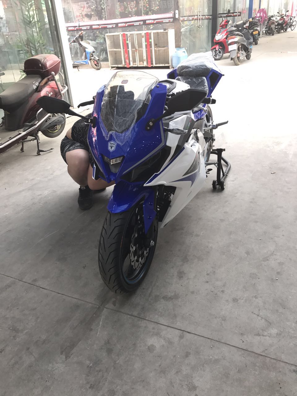 又一匹黑马创台携GP-ONE跑车亮相成都！